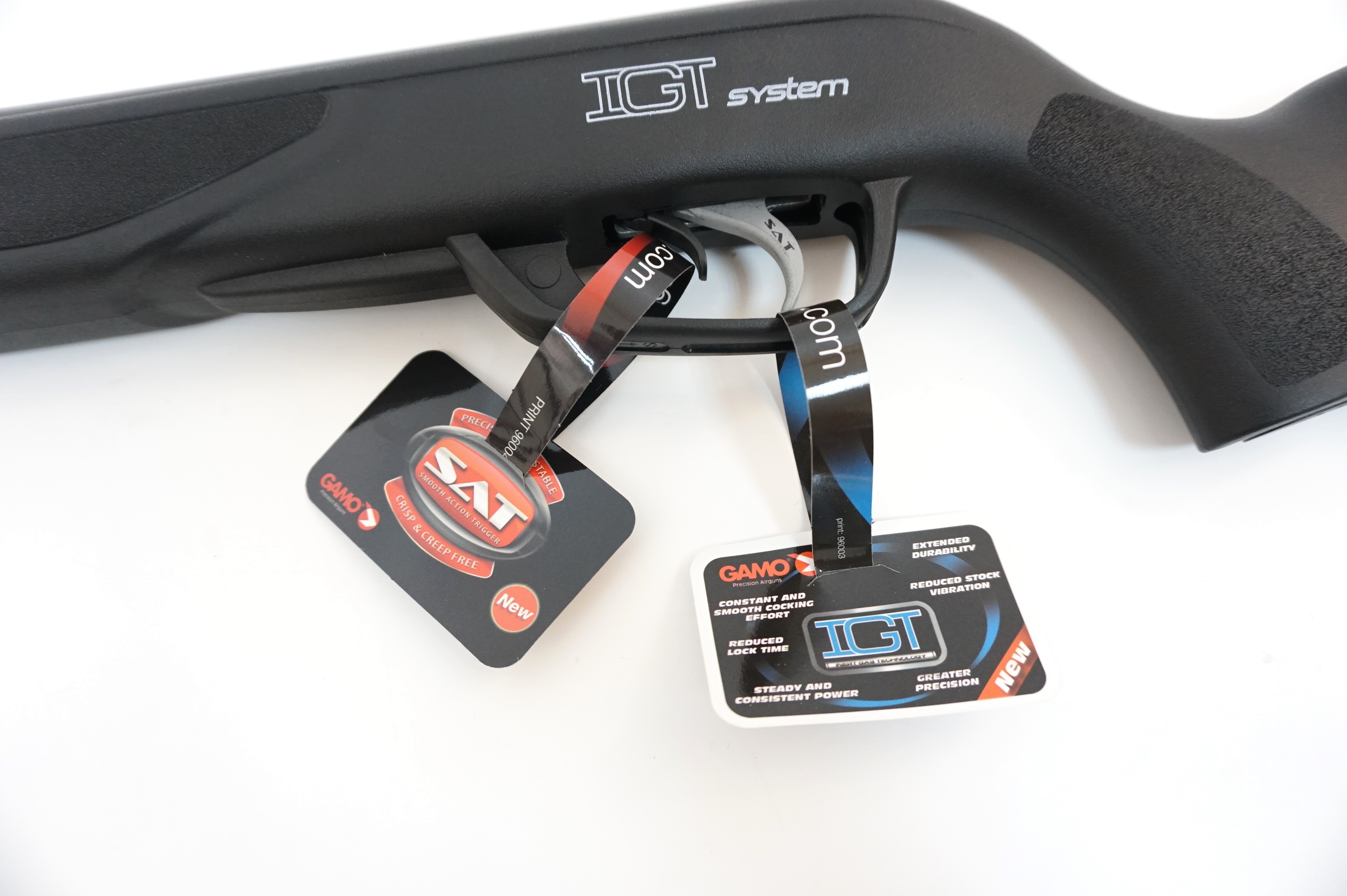 Винтовка пневматическая Black Shadow, к.4,5 (пласт.),